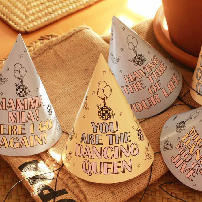ABBA DANCING QUEEN PARTY HATS PACK